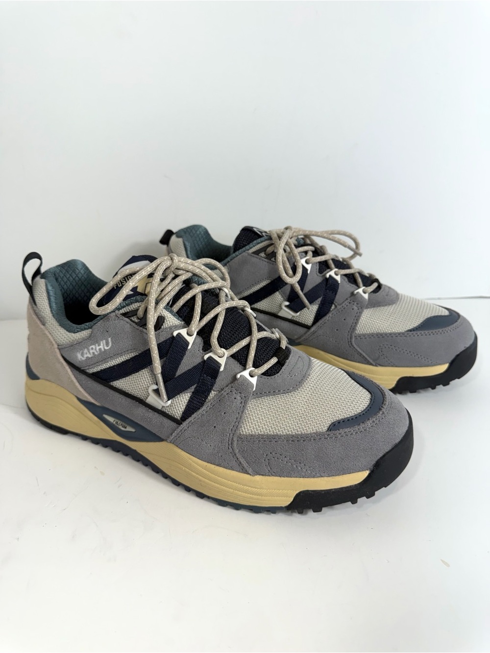 Karhu Fusion XC Unisex Outdoor Trail Sneakers | Gray Blue | US 8 / EU 41.5